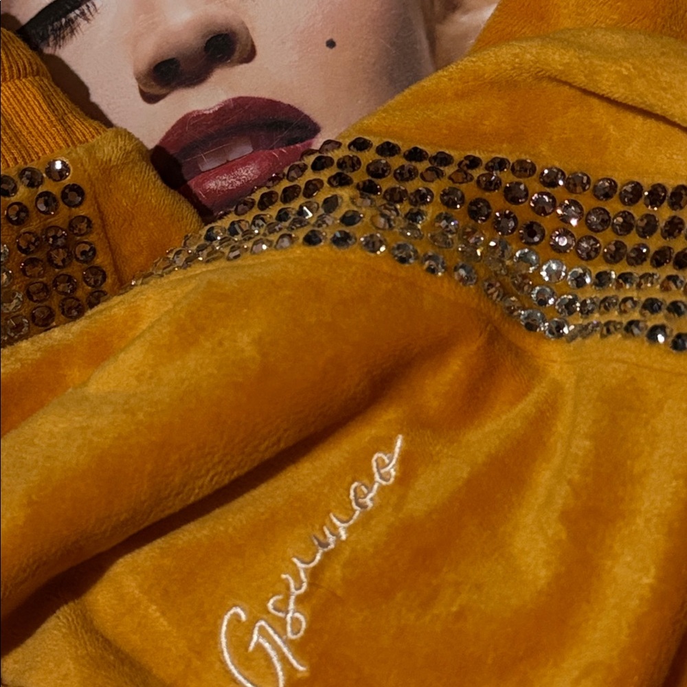 🧡 💎 🧡 • 👅 GSUWOO x Bling it On Vibes 🧡 💎 🧡 • 👅